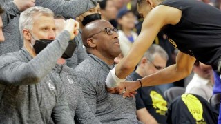 百家乐官网-【现场】老熟人重返湾区 勇士半场89分却被惊出冷汗