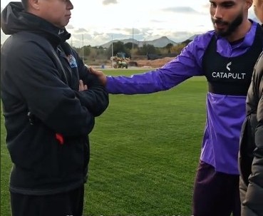 百家乐官网-津门虎新外援吉列尔梅赞于根伟：我知道您是中国的一个传奇