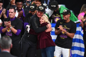 百家乐官网-ESPN：珍妮将佩林卡&amp;兰比斯等朋友视作家人 把亲生兄妹视作敌人