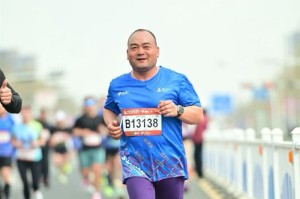 百家乐官网-迁马·跑在水美酒乡｜王震：迁马予力 奔跑不止|马拉松|淮安市|江苏省|报名|训练_新浪新闻