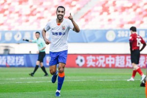 【中超】李光文破僵德尔加多救主 泰山1比1战平亚泰