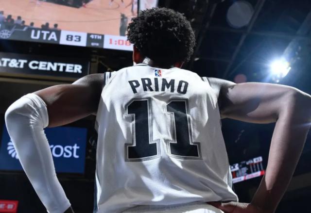 1667047728123090676.png 马刺.png